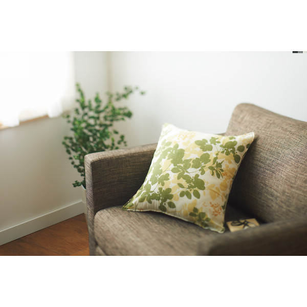 クッション（リーフ）グリーン