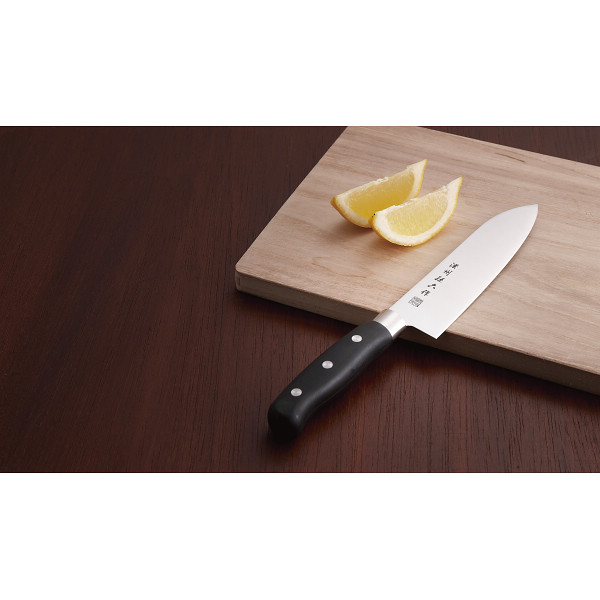 濃州孫六作　三徳包丁ブラック
