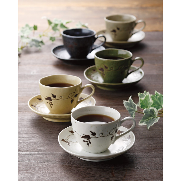 片岡鶴太郎　つたぶどう　碗皿５客揃