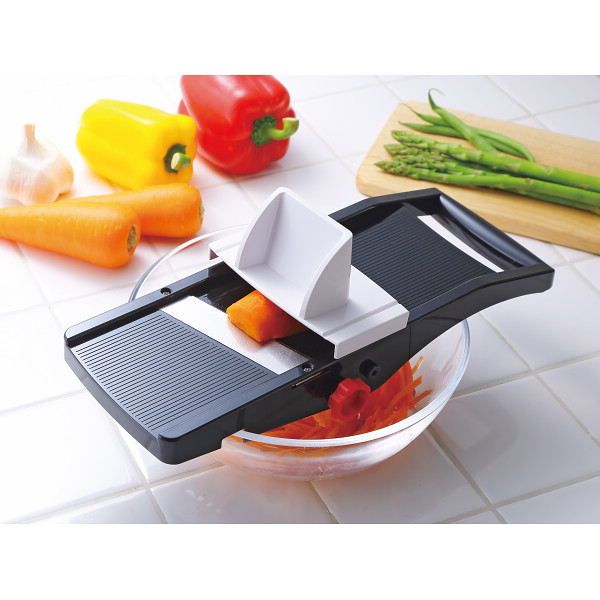 刃物産地新潟で作られた日本製スライサー