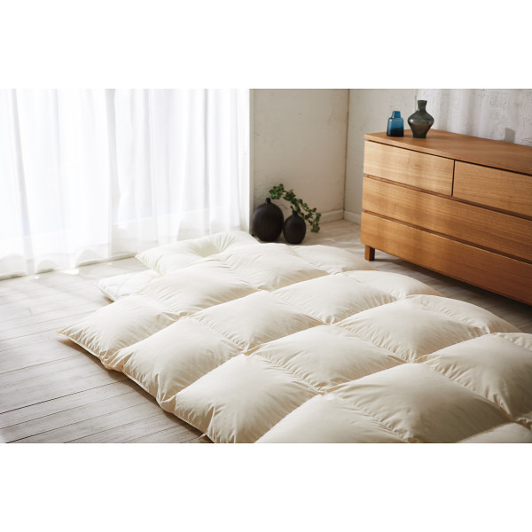 日本製羽毛ふとん（抗菌防臭羽毛使用）・エステル敷ふとん・枕 ３点セット