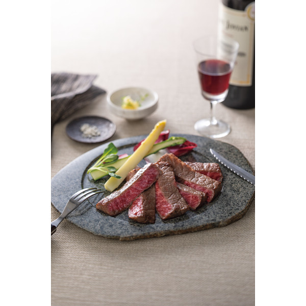 銀座吉澤　松阪牛モモステーキ用（計３４０ｇ）