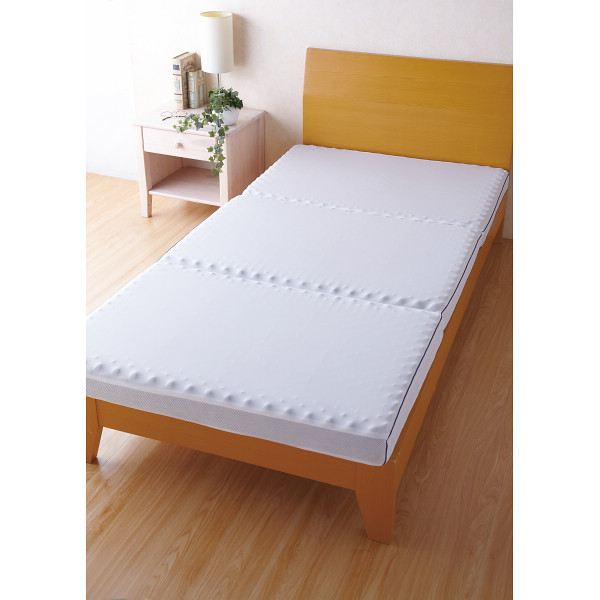 西川 点で支えるマットレス（三つ折りタイプ）ネイビー