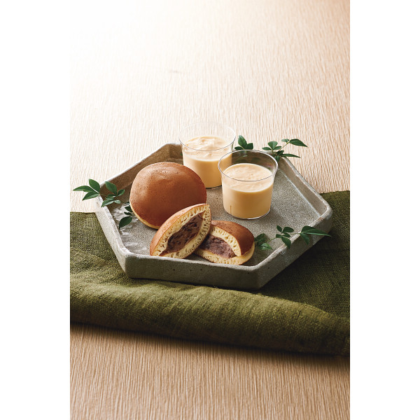 「乳蔵」北海道十勝生どら＆プリン