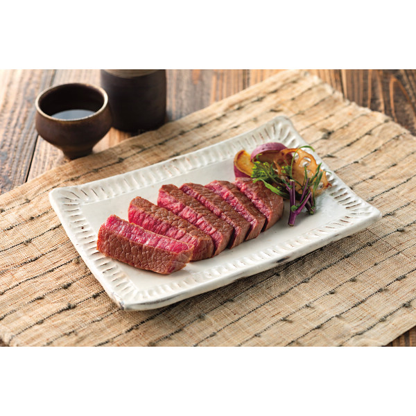 鹿児島黒牛　ステーキ用モモ（計３９０ｇ）