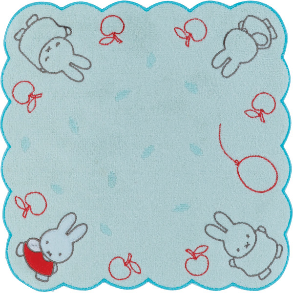 ミッフィー　ミニタオルミッフィーとりんご