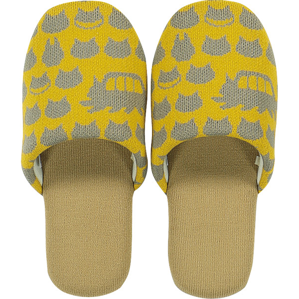 となりのトトロ　ニットスリッパネコバスニット