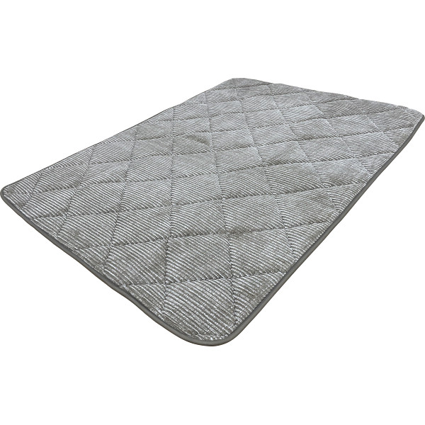 究極のへたりにくい中材を使ったボリュームラグベージュ