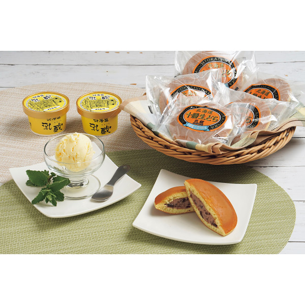 「乳蔵」北海道バニラアイスと十勝生どら