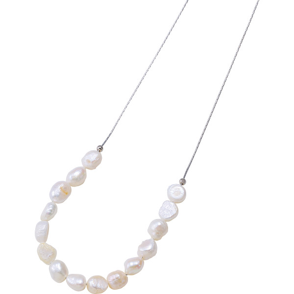 ドゥーナイスクラップ　繊細チェーンの淡水パールネックレス