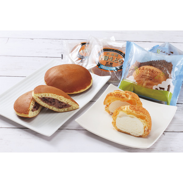 「乳蔵」　北海道十勝生どら＆シュークリーム